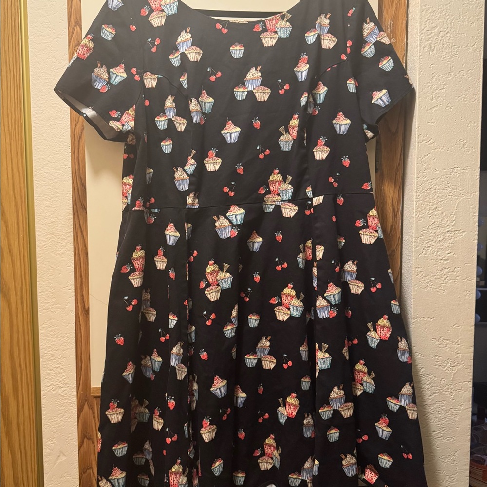 Charming Cupcake Print Dress